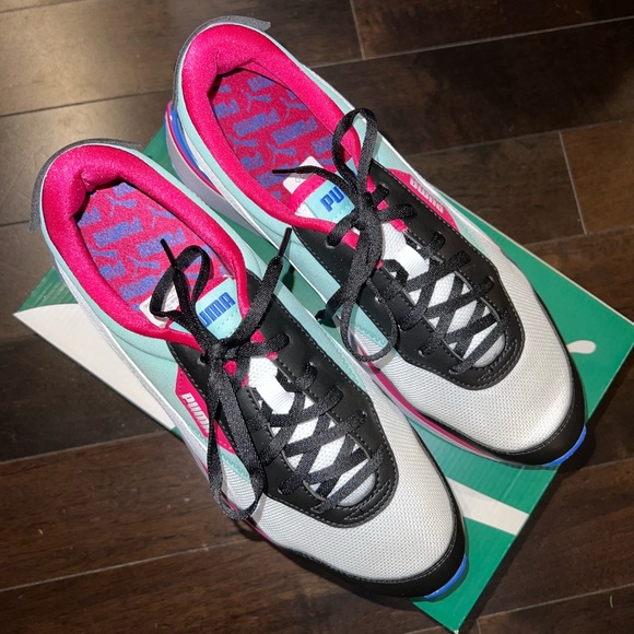 Brand New Puma Sneakers - Picture 5 of 6